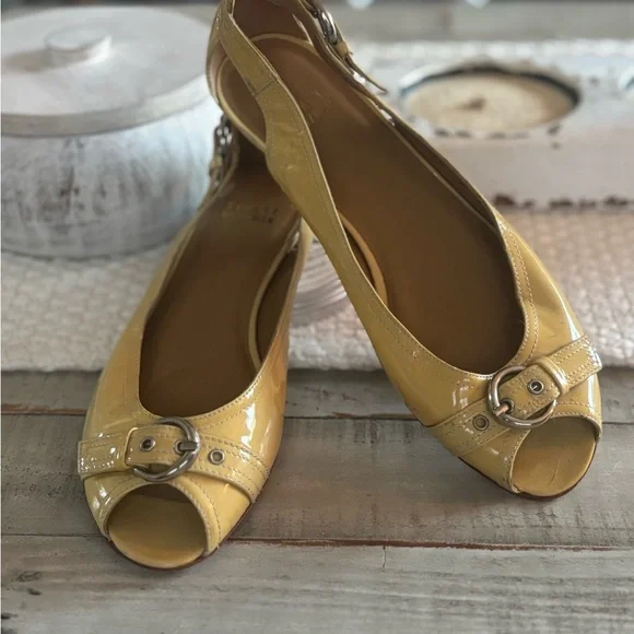 Stuart Weitzman Yellow Peep-Toe Buckle Flats - Picture 2 of 8
